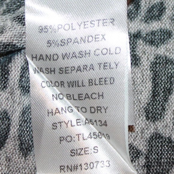 Limited Time Sale: Soft Knit Leopard Long Sleeve Arm Striped Dress Size Small - Picture 9 of 10